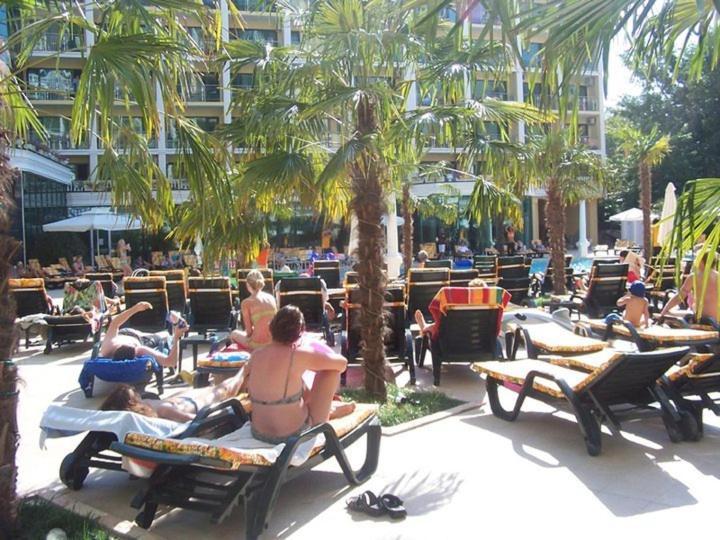 Planeta Hotel & Aquapark Free Beach Access Sunny Beach Buitenkant foto The beach at the Hotel